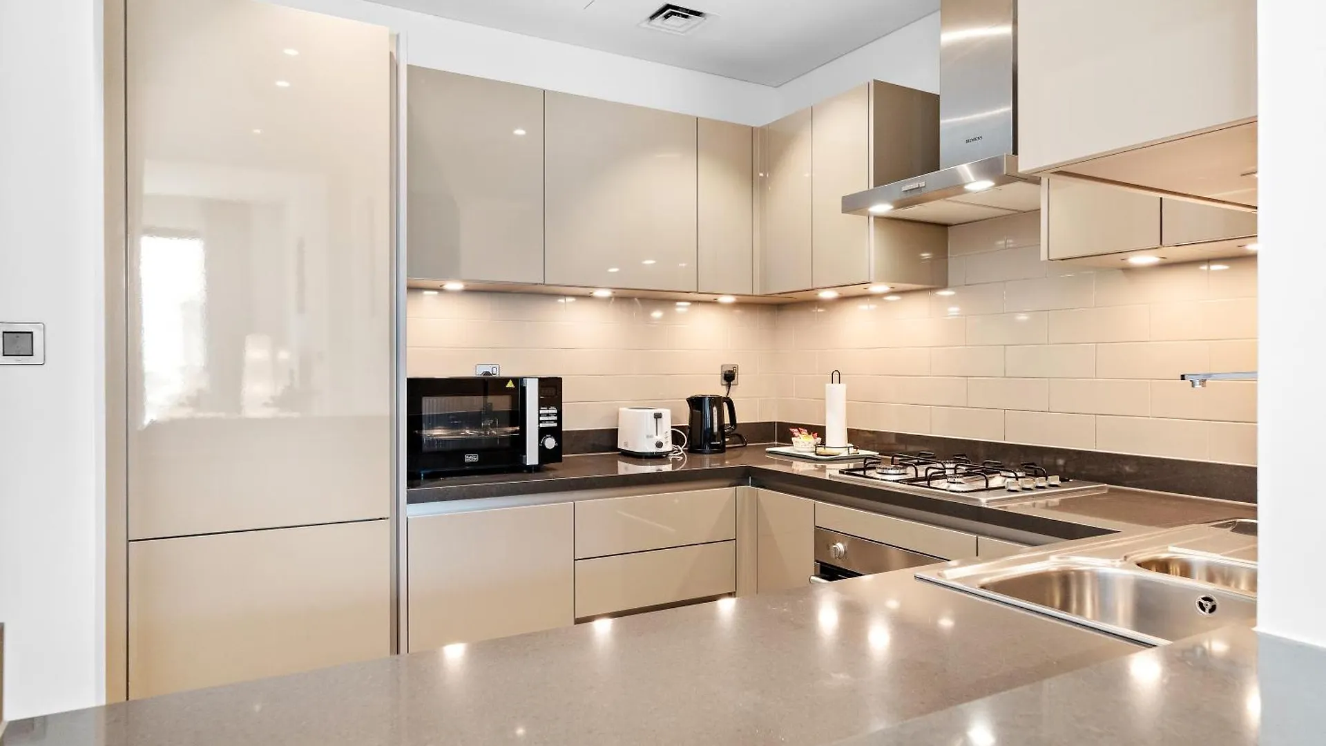 Chic 1Br Apt With Pool, Gym And Playground Dubai 0*,