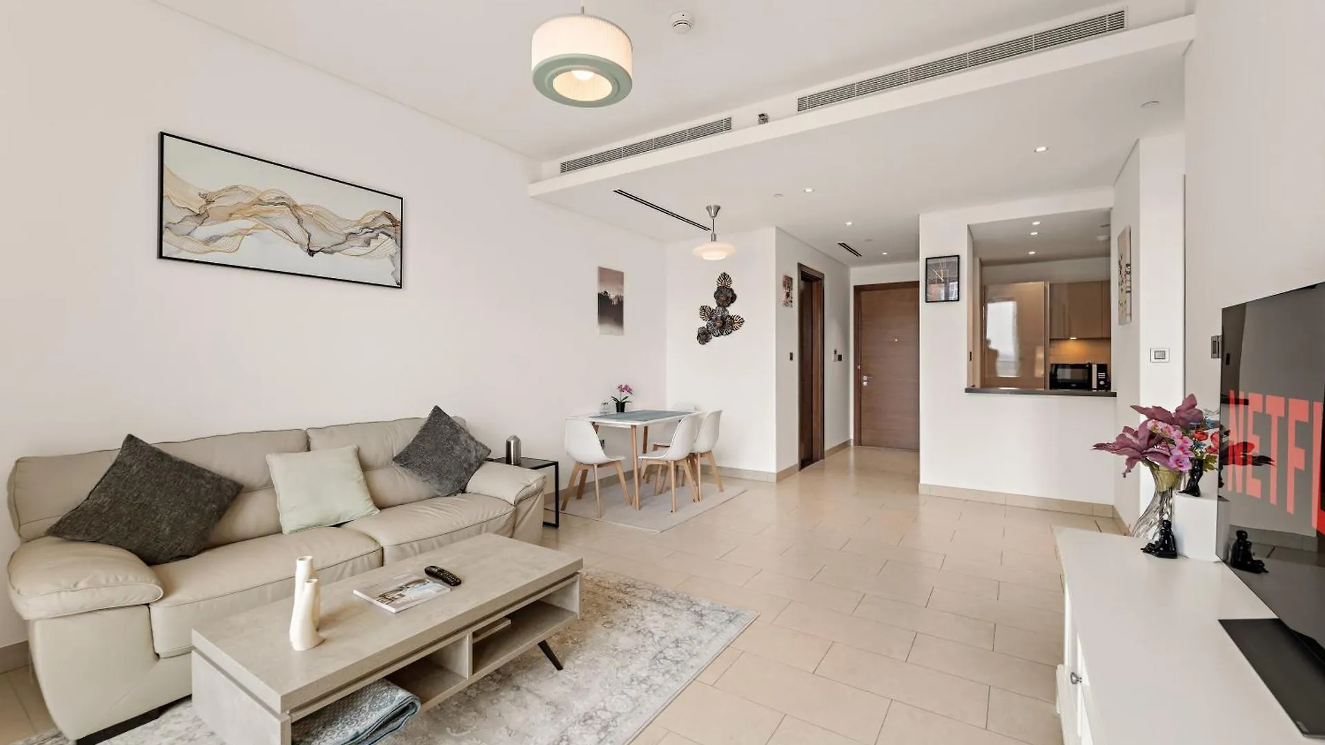 Chic 1Br Apt With Pool, Gym And Playground Dubai 0*,  United Arab Emirates