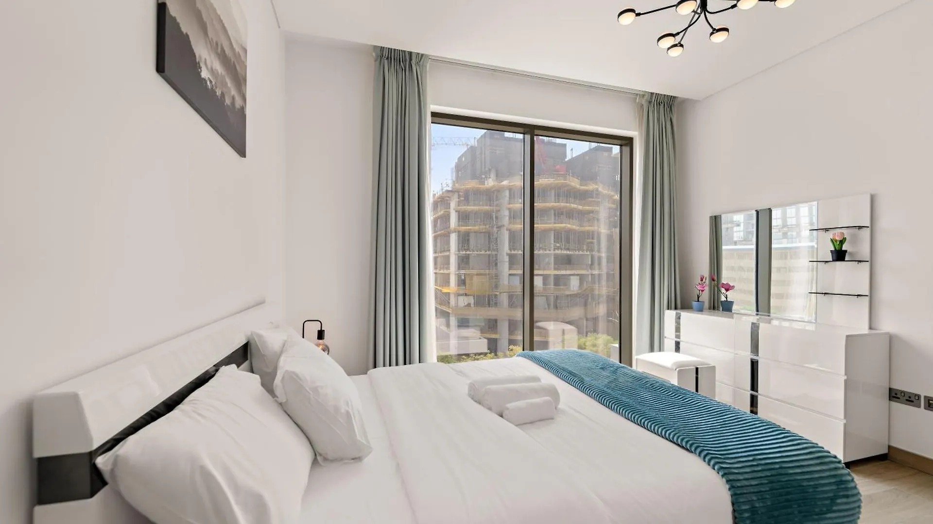 Chic 1Br Apt With Pool, Gym And Playground Dubai Apartment